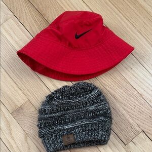 Nike Kids Red Sun Bucket UPF 40 Hat & Super Star Black-Gray Knit Beanie Bundle